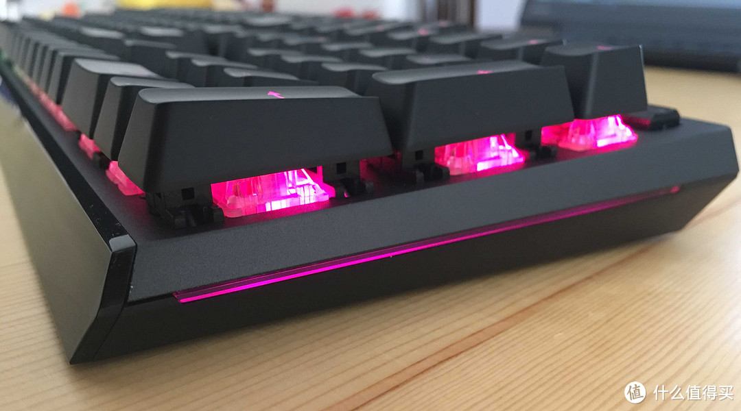 一步旗舰—CoolerMaster 酷冷至尊 MK750 RGB机械键盘（红轴）使用体验