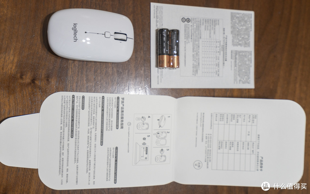 罗技M557、M558蓝牙鼠标开箱