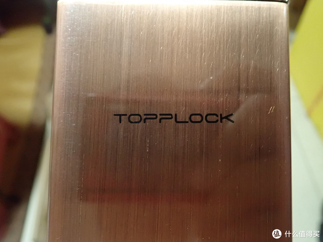 一款操作简单的指纹锁--TOPPLOCK L1 智能门锁