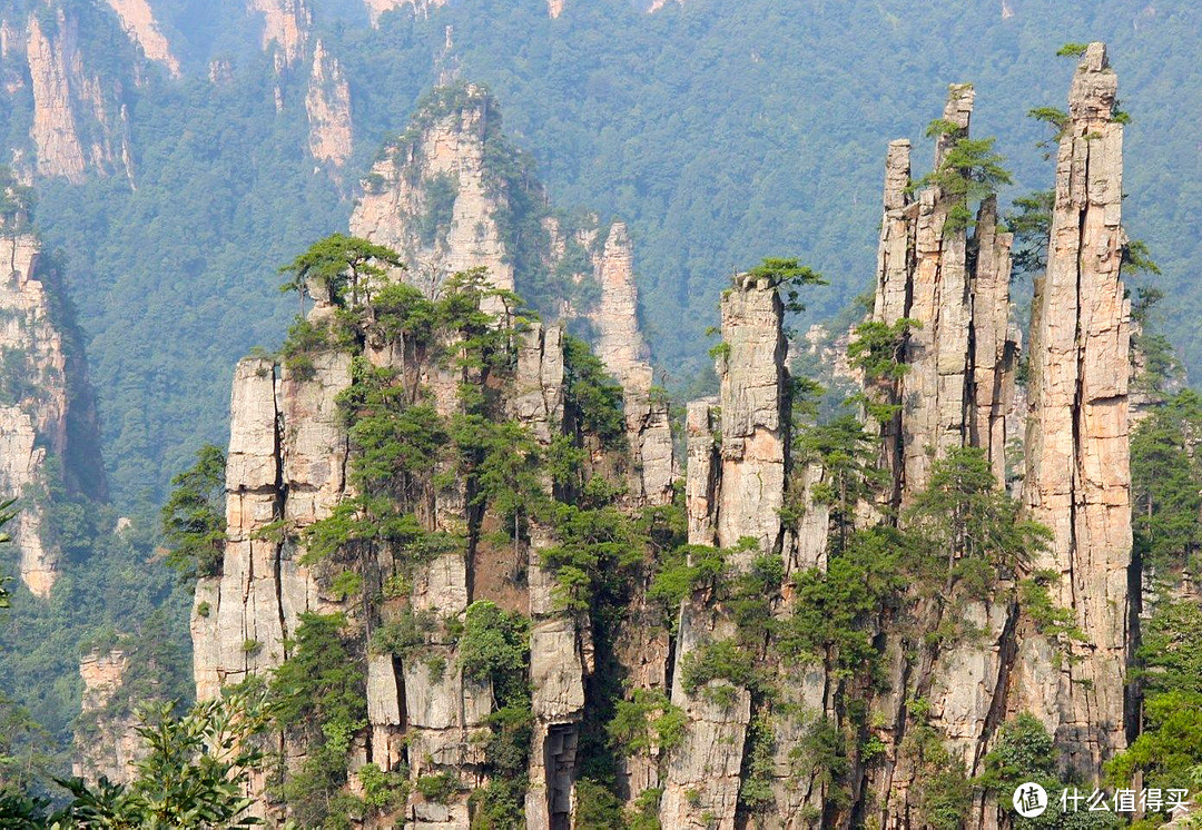 让你吹着口哨，听着音乐，看着美景，轻松游完张家界。