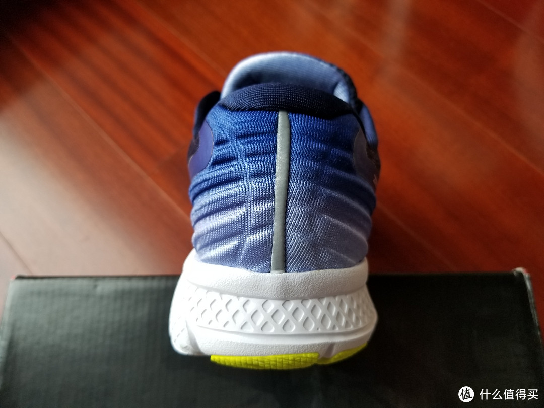 Saucony 圣康尼 ZEALOT ISO 3 跑步鞋 开箱