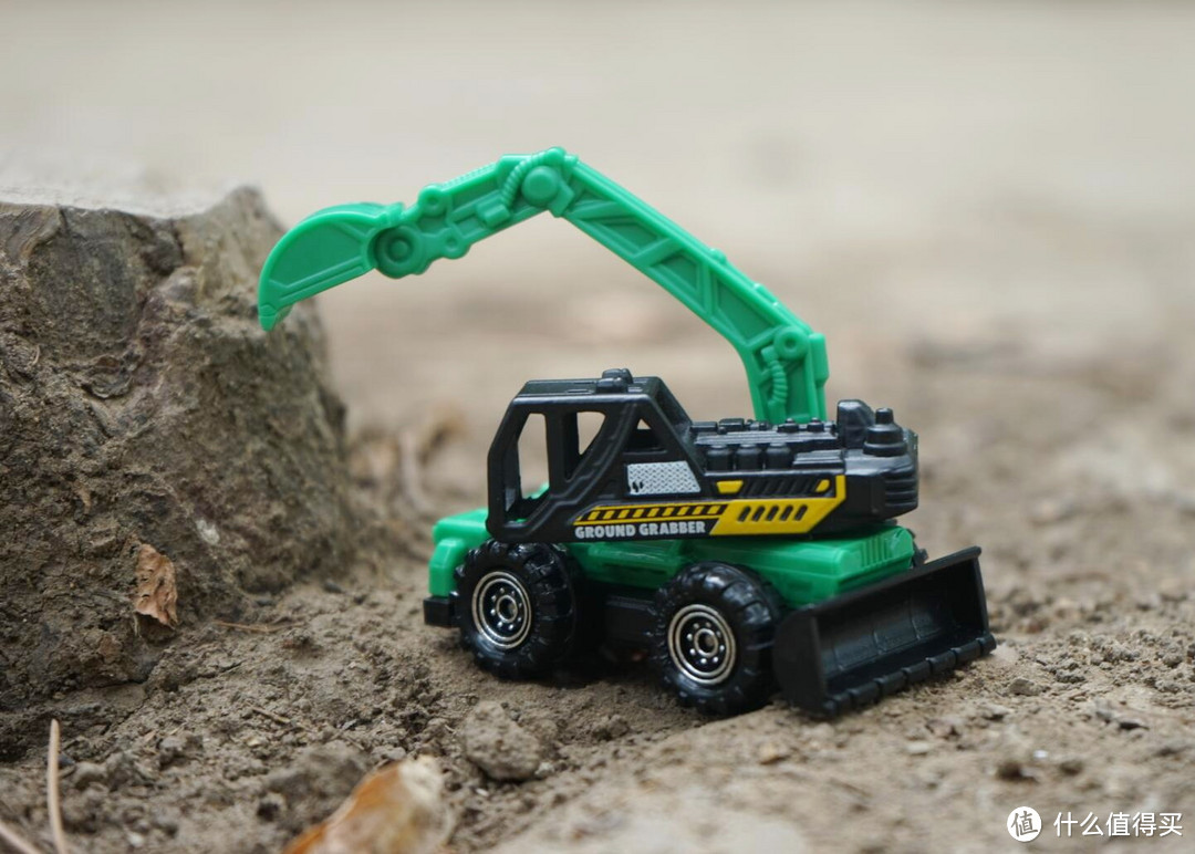 打折优惠凑单好物：Matchbox 火柴盒 Ground Grabber 合金 挖掘机模型 开箱