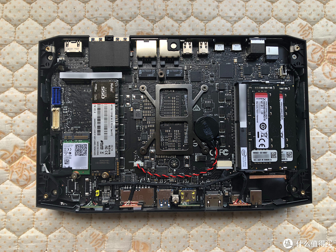 来自冥王峡谷骷髅头的嘲笑：Intel 英特尔 Hades Canyon NUC8I7HVK 使用体验