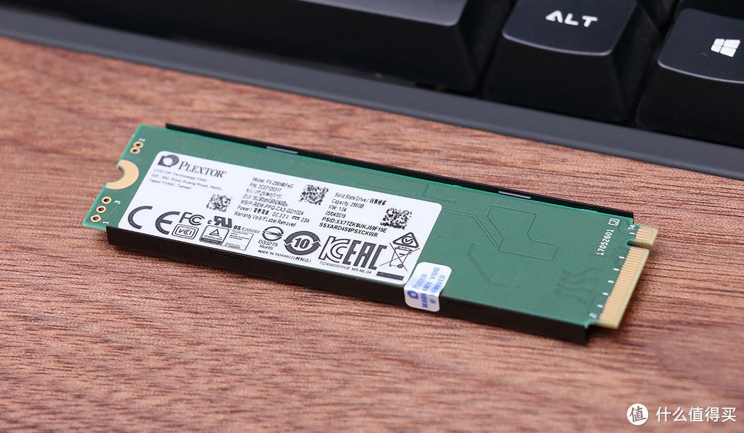 PLEXTOR 浦科特 M9PeG 256G M.2 NVMe 固态硬盘晒单，附三款 256G M.2 固态盘横向对比