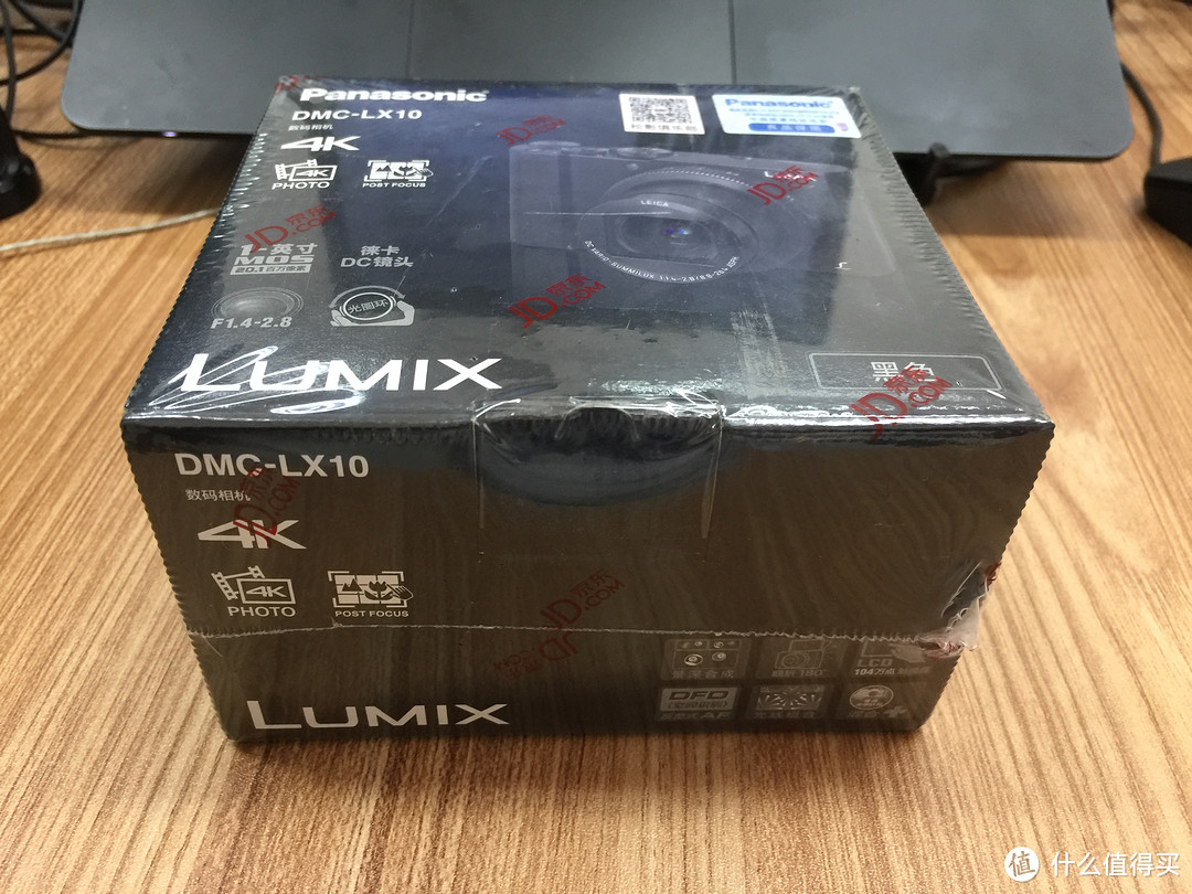 便携相机选购—选择适合自己的Panasonic 松下 LX10 数码相机