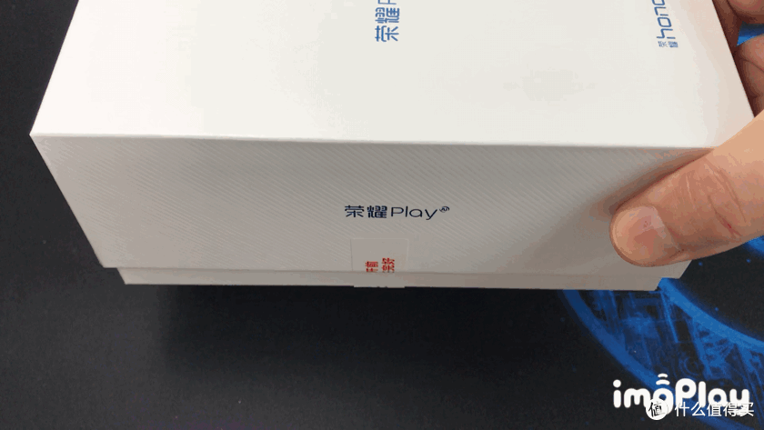 带涡轮增压的全面屏手机:Honor 荣耀Play 智能手机评测及对比测试
