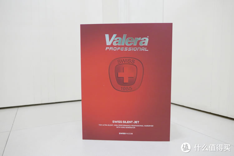 在家就能享受的沙龙级美发体验：Valera SilentJet 8600水护色吹风机评测