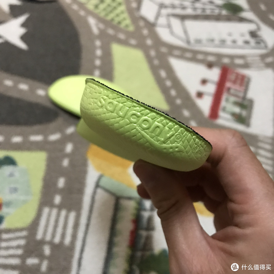 脚感无敌！Saucony 圣康尼 FREEDOM ISO 跑步鞋