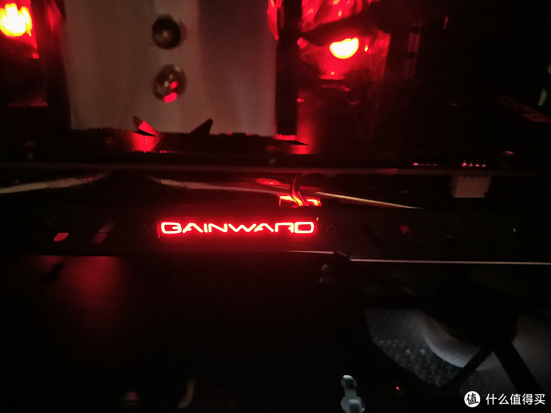 耕升 GeForce GTX1070Ti 追风版开箱测评（附主流型号显卡数据对比）