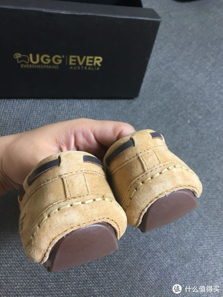 Ever Australia Ugg 豆豆鞋 试穿体验，一双适合孕妇，妈妈的鞋子