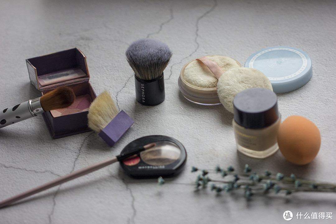 省钱新妙招！家居清洁用品就可以清洗化妆工具！