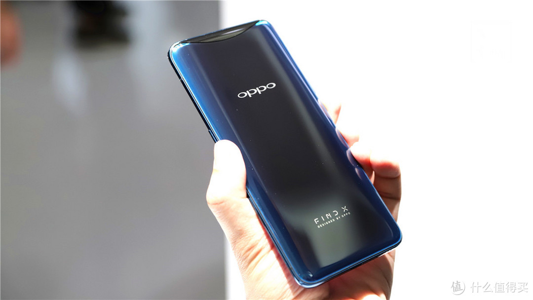 OPPO Find X 上手：四年磨一剑，设计很惊艳