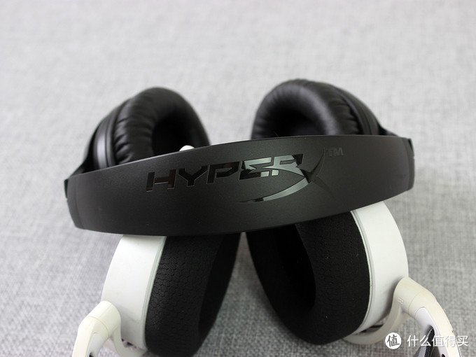 无线耳机哪家强？HyperX 金士顿 天箭 VS Steelseries 赛睿 寒冰7 对比评测