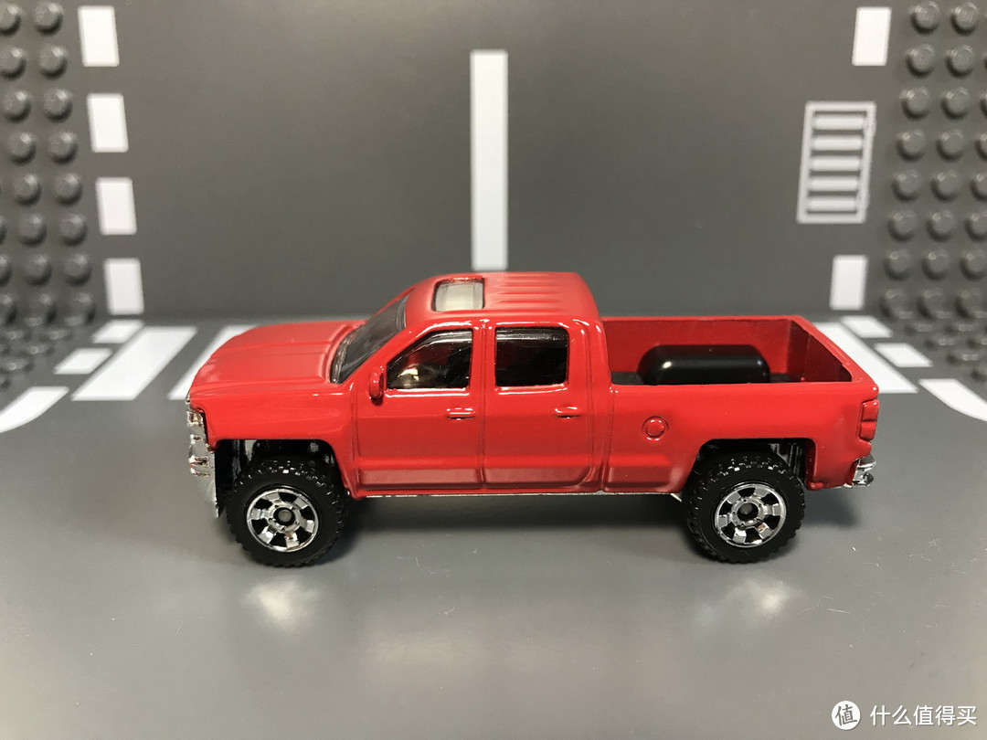 打折优惠凑单好物：Matchbox 火柴盒  CHEVY SILVERADO 1500 雪佛兰 2014款合金模型开箱