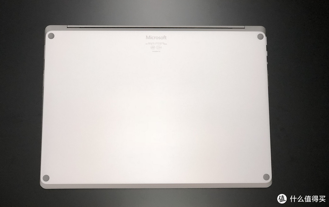 为了给表妹“肩”减负，入手一台码字方便的超轻薄触摸屏笔记本Surface Laptop