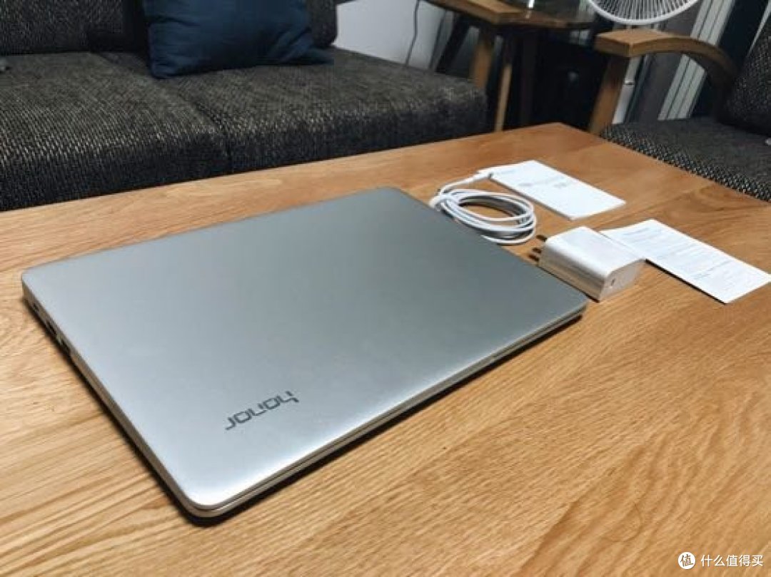 送给大学生的升学礼—HUAWEI 华为 荣耀 MagicBook 锐龙版 笔记本 简评