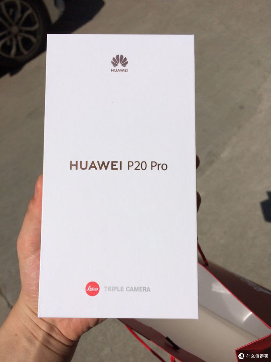 论美貌颜值实用集一身—超详细开箱评测华为p20
