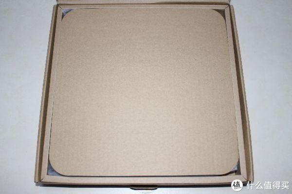 纸板盖住