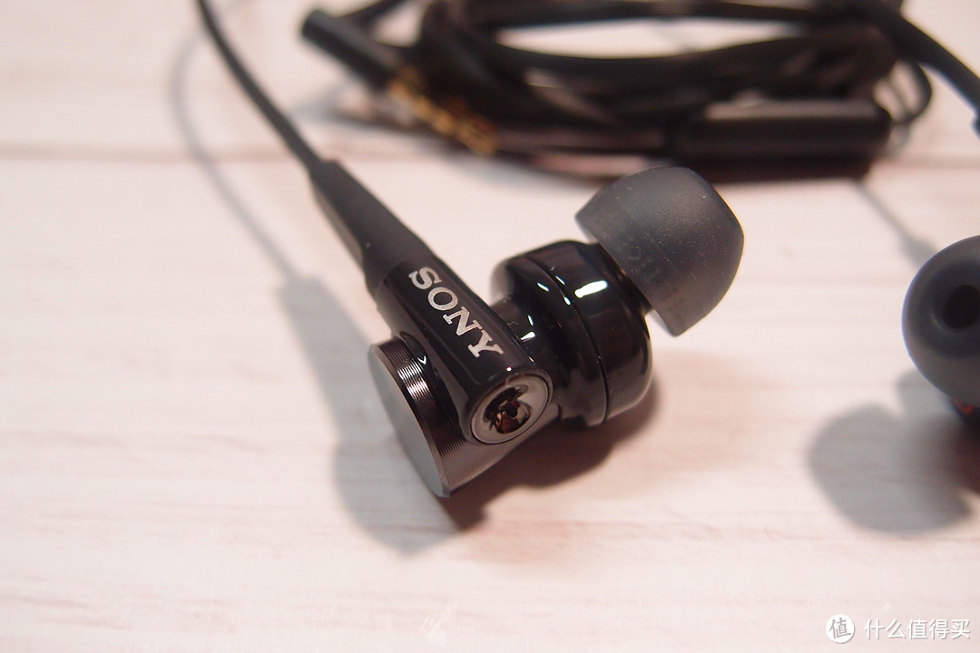 动次打次的MDR-XB75AP  大法家的平价入耳式耳塞 初体验