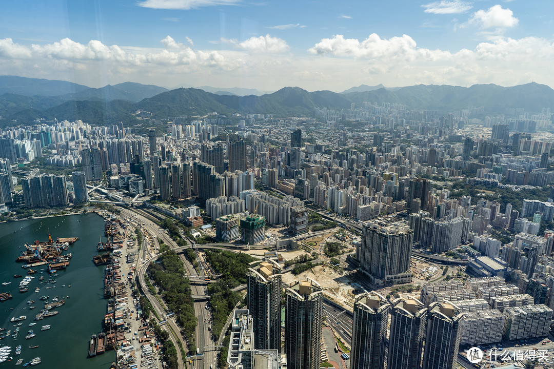 世界最高酒店旧地重游，豪华套房—香港丽思卡尔顿