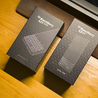 黑莓 Key2 智能手机外观展示(材质|指纹|键盘|卡槽|按键)
