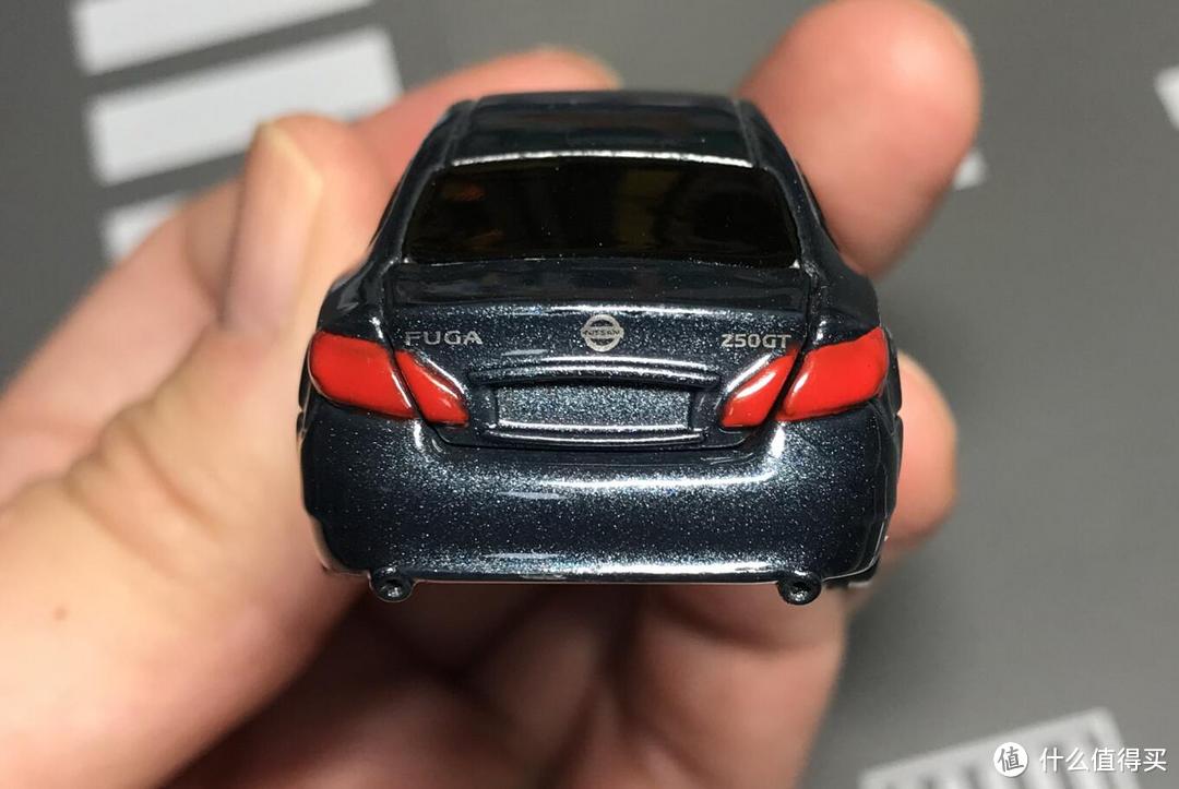 打折优惠凑单好物：TOMICA 多美卡  NISSAN FUGA （日产风雅）合金玩具车