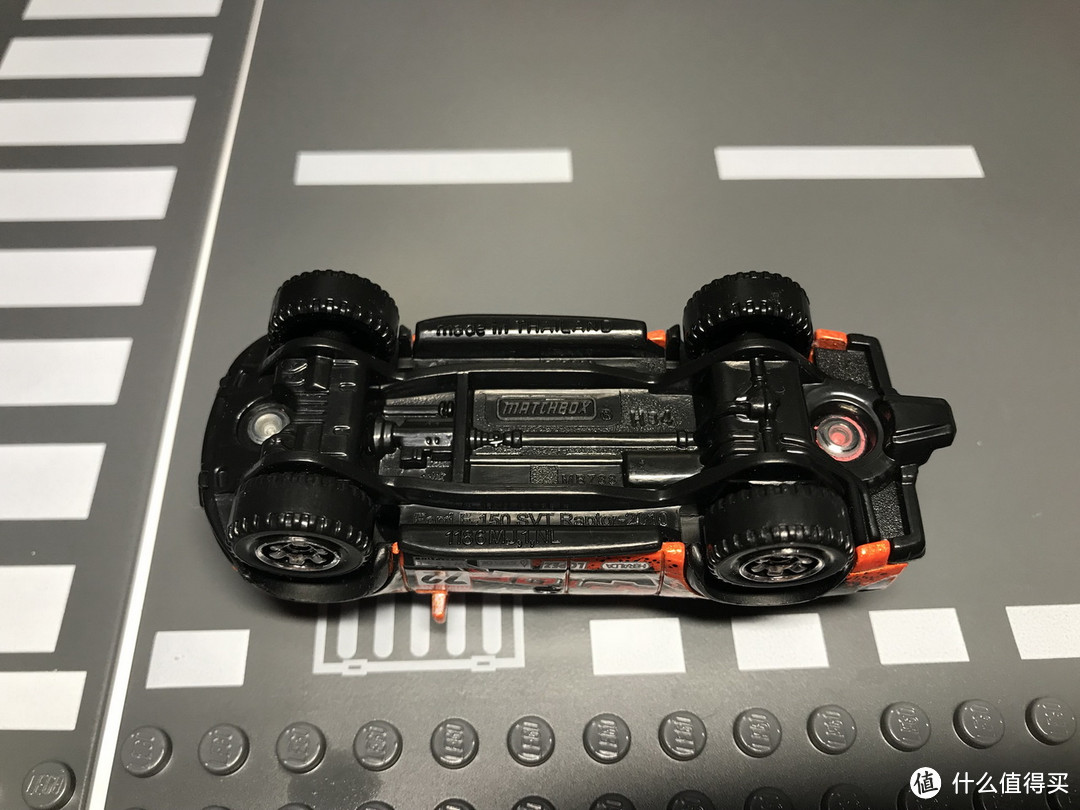 打折优惠凑单好物：Matchbox 火柴盒 福特 FORD F-150 SVT RAPTOR 合金皮卡