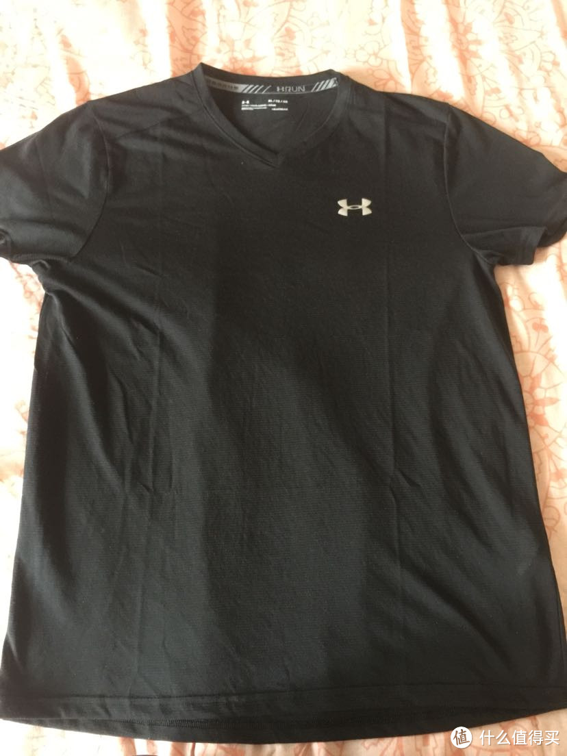 618购买中国UNDER ARMOUR 安德玛T-shirt 晒单,及和美国UNDER ARMOUR 安德玛 T恤尺寸比较