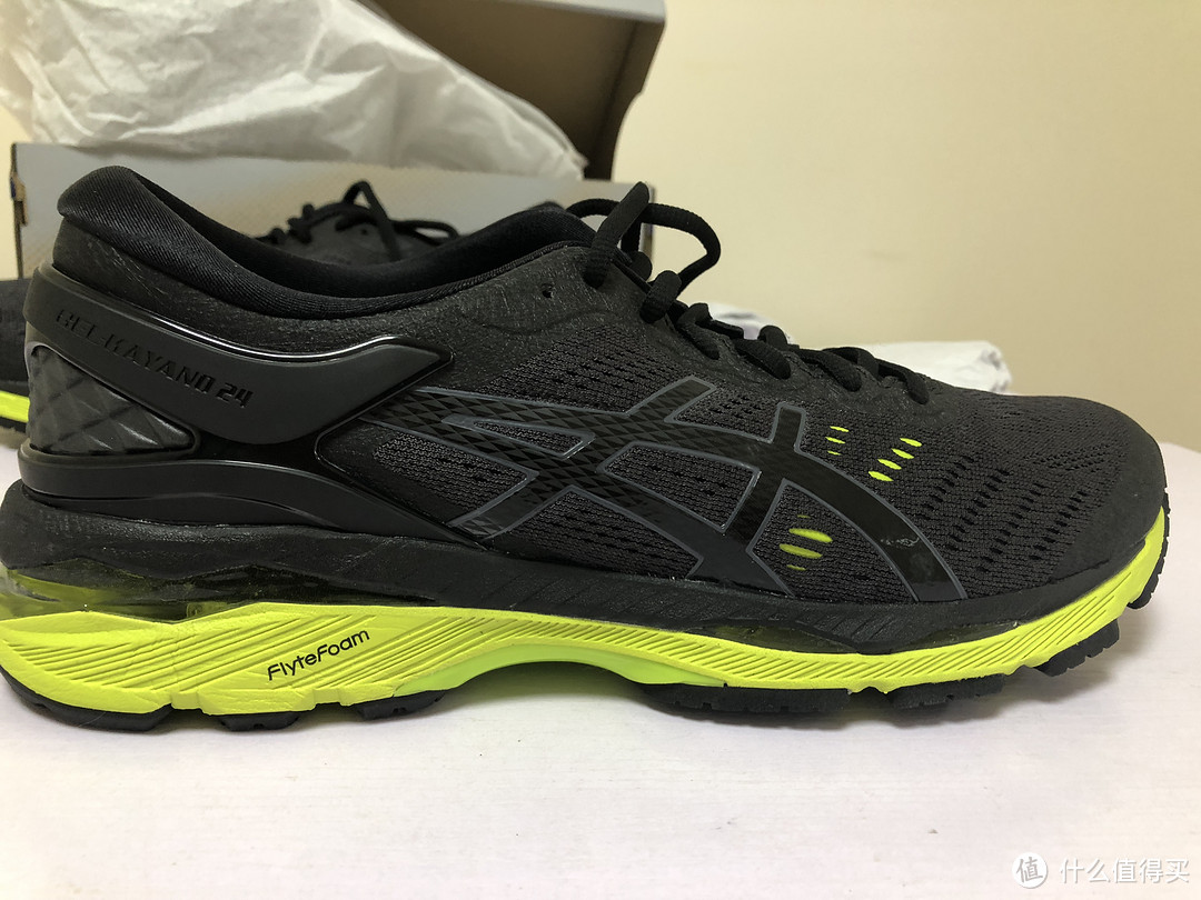 令人审美疲劳的*级跑鞋——Asics 亚瑟士 Kayano 24开箱