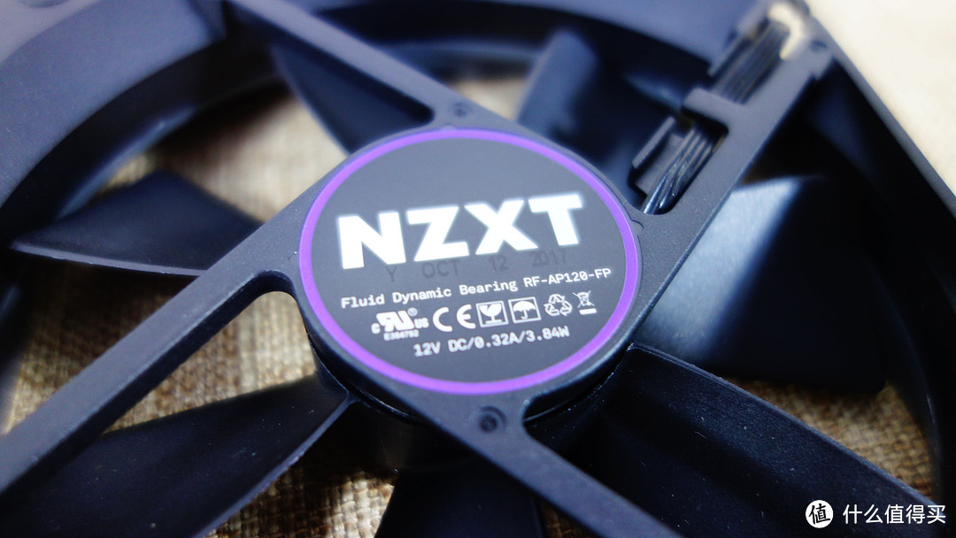 夜空中最亮的星—NZXT 恩杰 海妖X52 水冷散热器+H700i 机箱