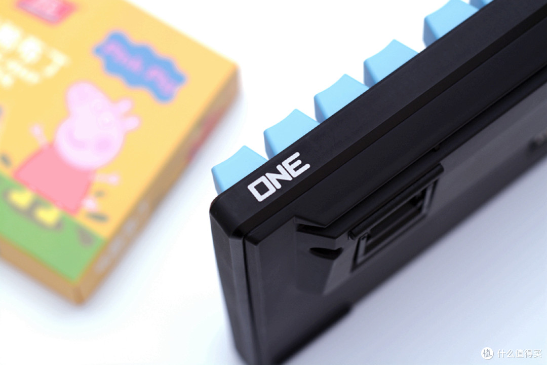 简单就好,AKKO Ducky One PBT热升华 机械键盘 开箱体验