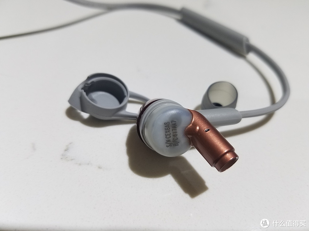 Plantronics 缤特力 BackBeat GO 3 运动蓝牙耳机简评