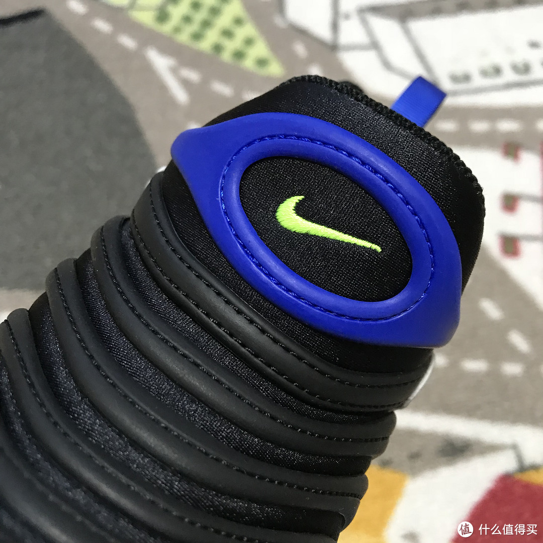 NIKE DYNAMO FREE 毛毛虫童鞋