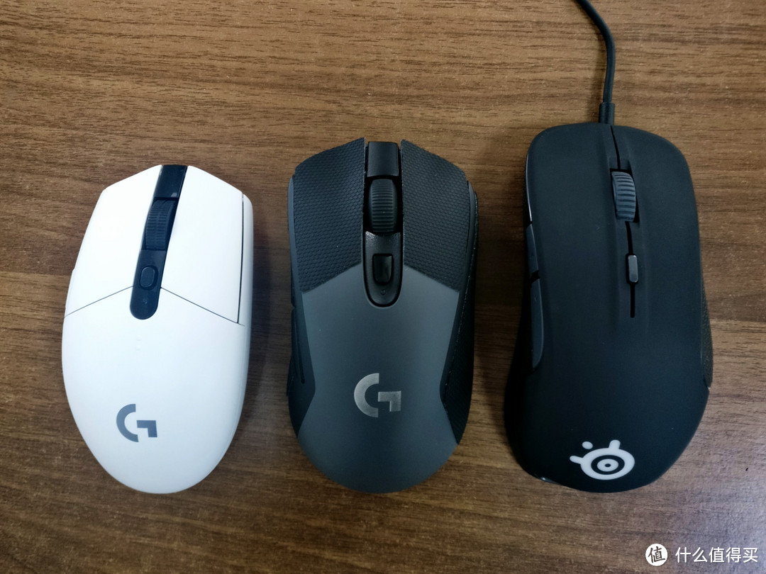 从左至右：G304，G603，Rival 300s