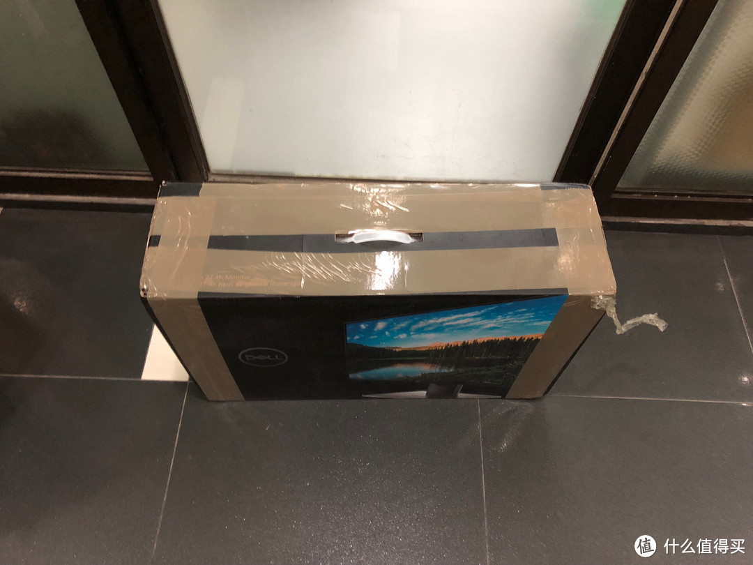 美国亚马逊海淘 Dell 戴尔 U2718Q 显示器 下单/转运/自提共18天