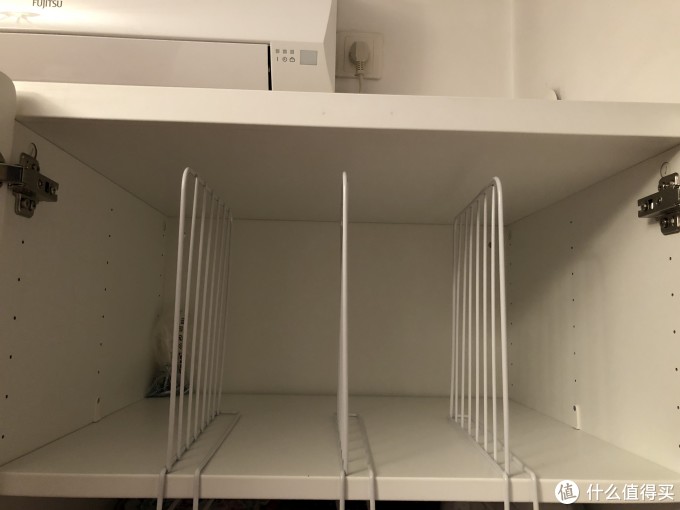 儿童衣柜的再格局:分层隔板和分隔栏的使用(附口袋式收纳法)