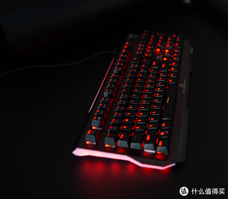 E-3LUE 宜博 K770 光轴 防水防尘 机械键盘评测