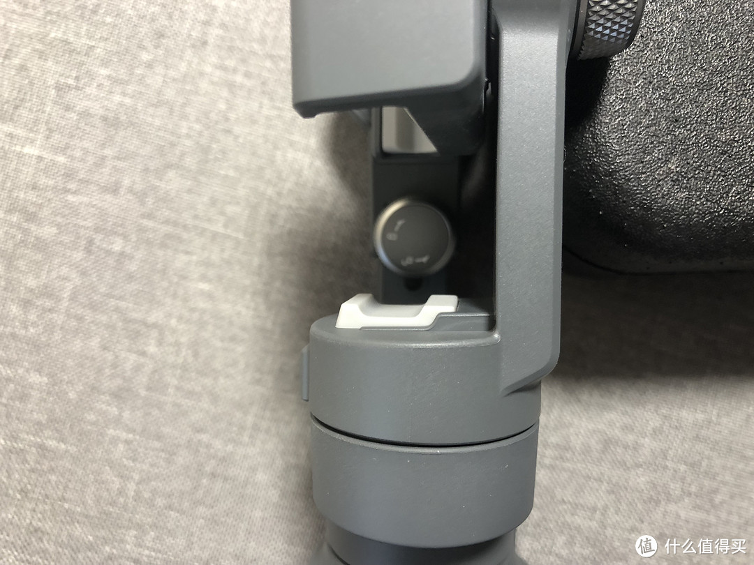 用了智云想大疆，用了大疆想智云—OSMO Mobile2再度入手加对比Smooth4