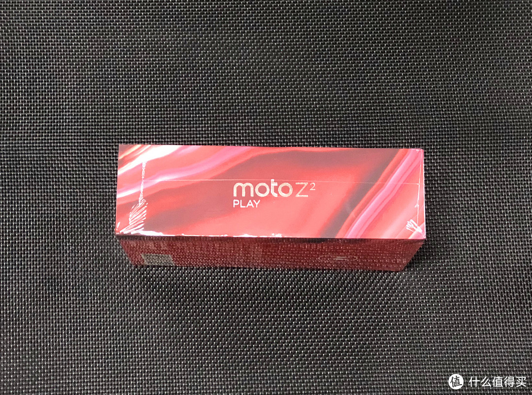 别以为骨子里有个“ZUI”就把自己当回事：Moto 摩托罗拉 Z2 Play 入手体验