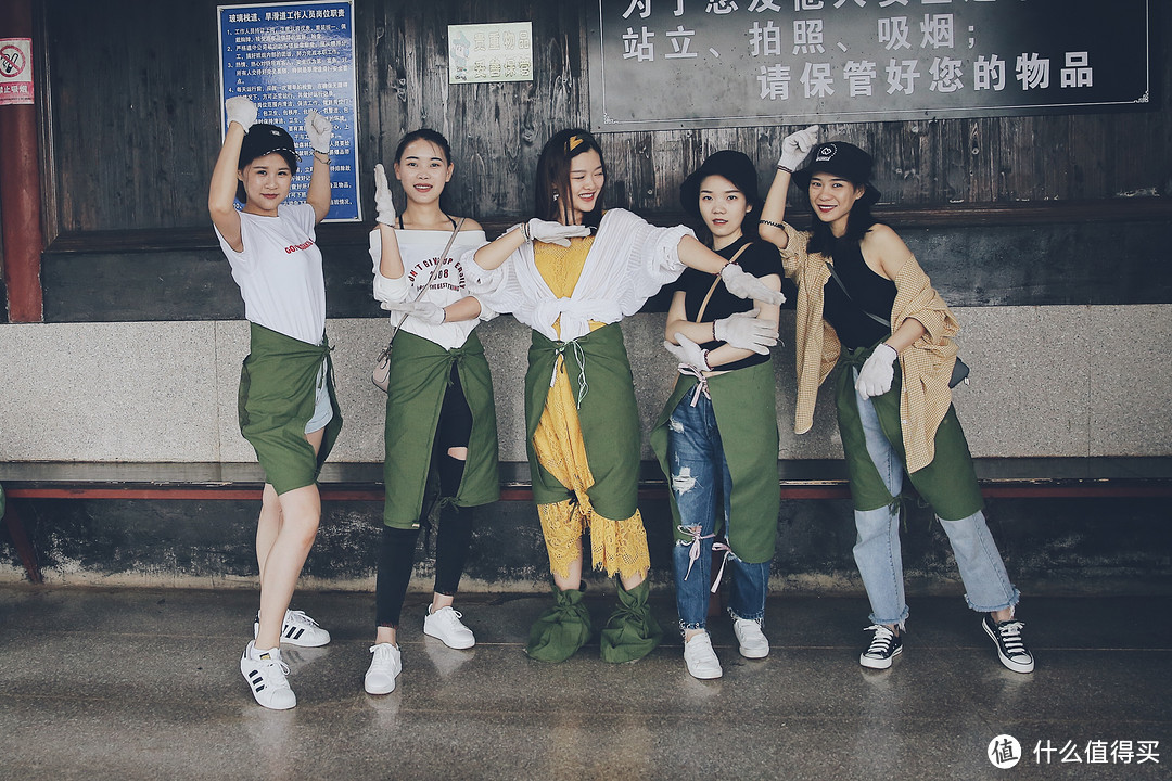 五女游云南——宅女出行什么的，只要拍几张“到此一游”就好啦。