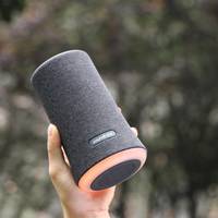 ANKER SoundCore 无线蓝牙音箱外观展示(造型|主体|功能键|USB口|按钮)
