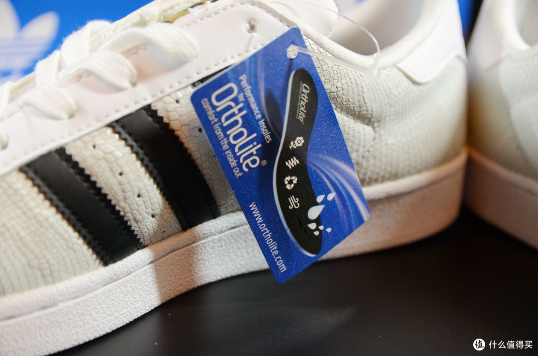 ADIDAS 阿迪达斯 三叶草 SUPERSTAR 贝壳头白蛇皮纹休闲运动鞋开箱
