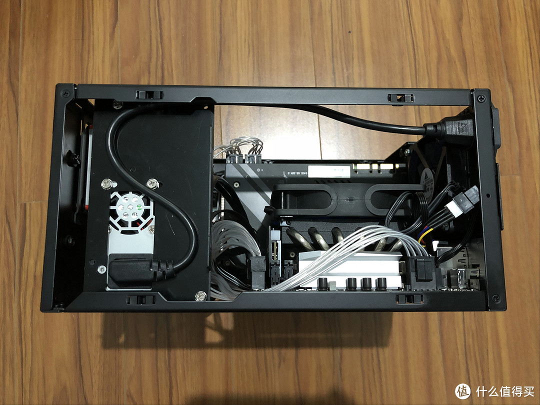 侧透版Ncase M1装机