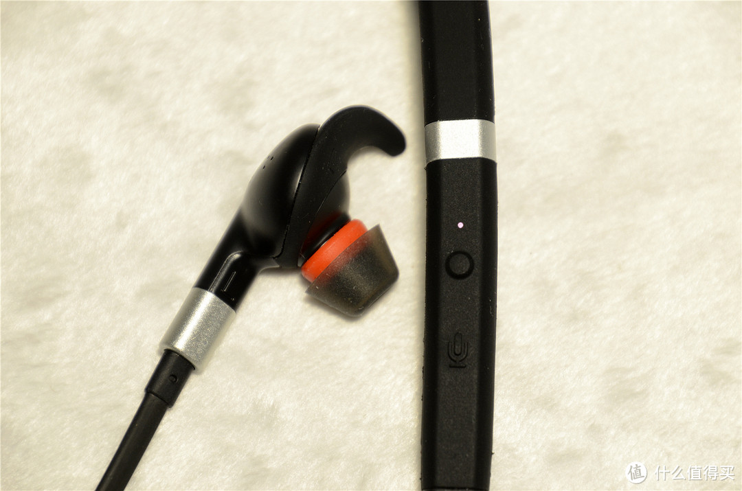 主动降噪+专业音质效果如何？捷波朗 Evolve 75e入耳式蓝牙耳机体验