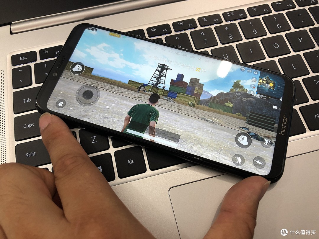 两千元应有尽有——Honor 荣耀 Play全面屏游戏手机试用报告