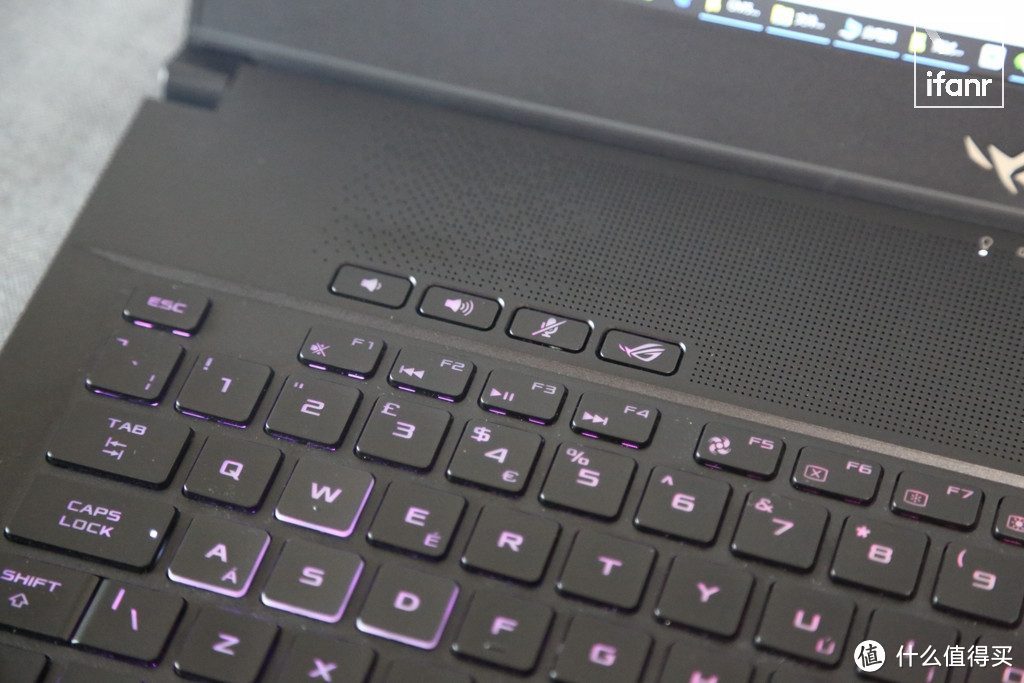 华硕 ROG Zephyrus M 评测：能天天背着的游戏本，到底会多强大？