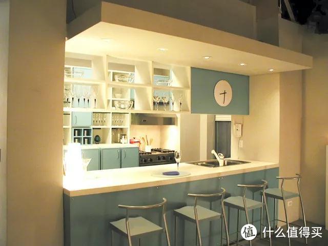 《欲望都市》开播20周年,原来我看的是部房产剧