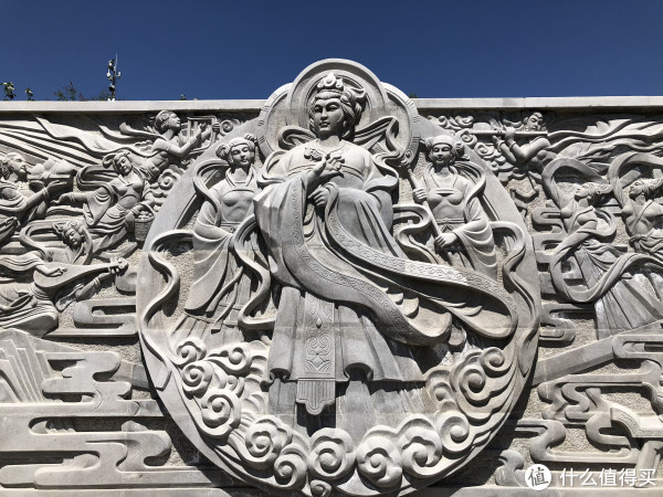 然后接着绕湖,往飞鹰潭和王母庙方向.