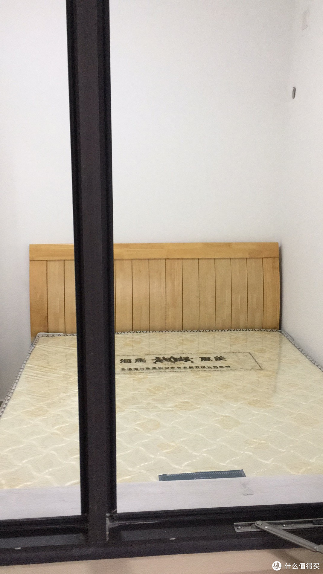 1.5米橡胶木床+床垫=950元