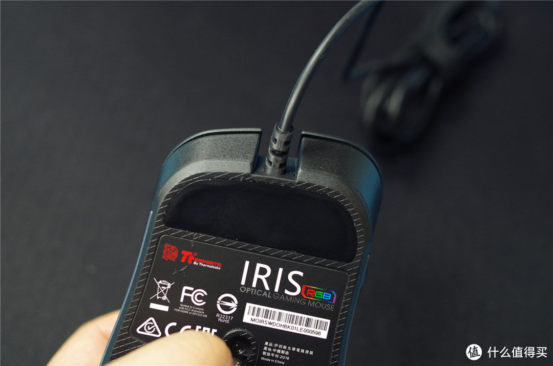 TT IRIS RGB鼠标评测：老牌外设厂商的性价比之作